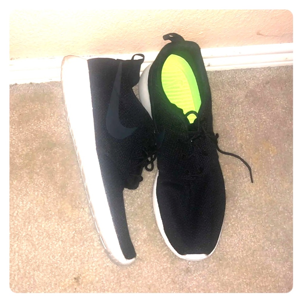 Excellent condition Nike size11.5